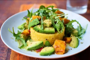 salade polenta avocat pousses épinard