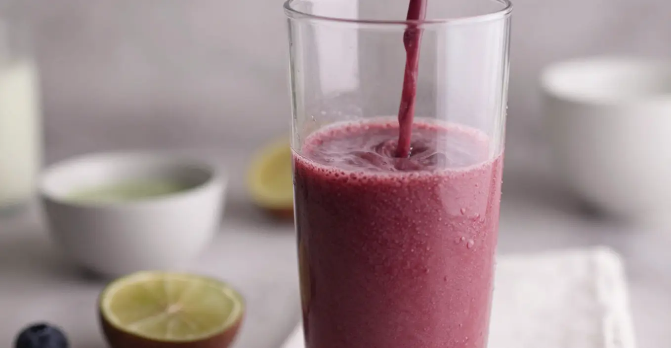 smoothie matin myrtilles matcha